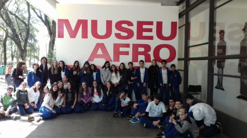 Estudantes do 8º ano visitam o Museu Afro Brasil