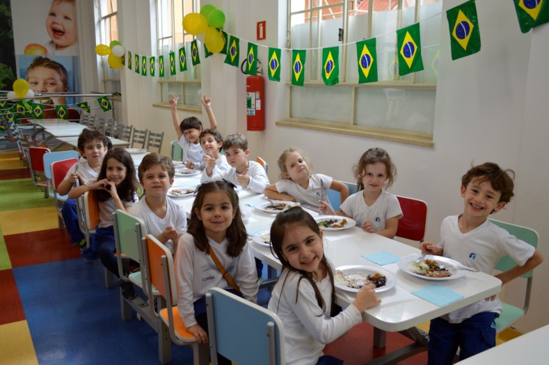 Almoço Temático -- Festa Brasileira --